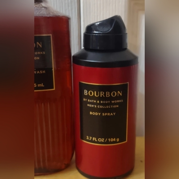 New 2 pc Bath & Body Works Men's Bourbon 3 in 1 Body Wash and Body Spray - Picture 2 of 3